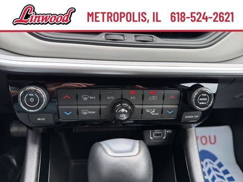 Used 2025 Jeep Compass Limited AWD/4WD image 20