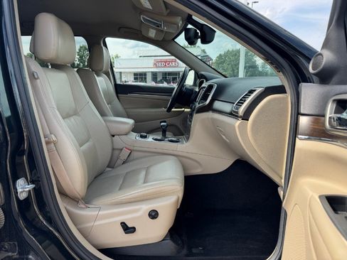 Used 2014 Jeep Grand Cherokee Limited AWD/4WD image 19