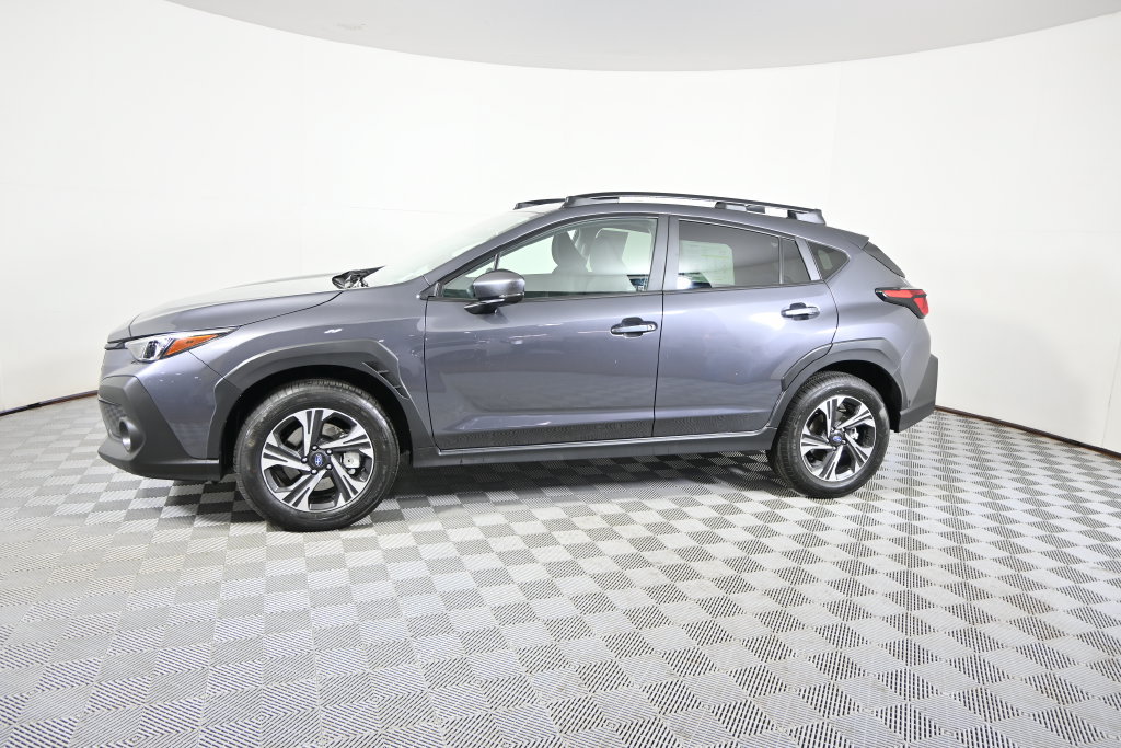 Used 2026 Subaru Crosstrek 2.5i Premium AWD/4WD image 2