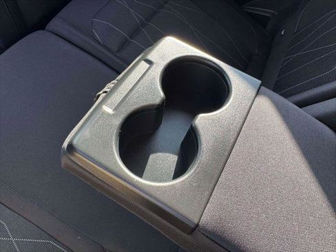 Used 2019 Ford EcoSport SE w/ SE Convenience Package image 12