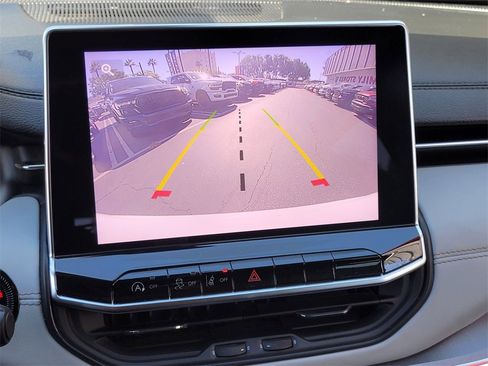 Used 2022 Jeep Compass Limited image 10