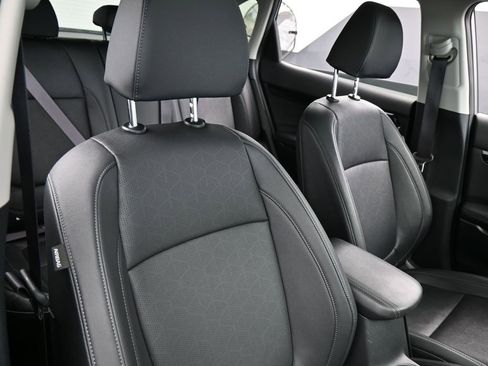 Used 2025 Kia Seltos EX w/ EX Sunroof Package image 40