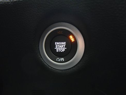 New 2026 Chrysler Pacifica Limited w/ S Appearance Package image 36