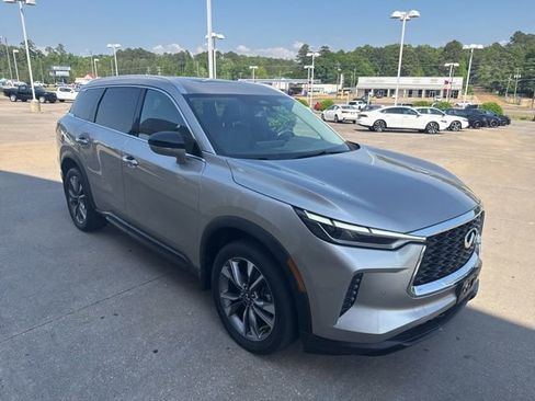Used 2023 INFINITI QX60 Luxe w/ Cargo Package AWD/4WD image 6