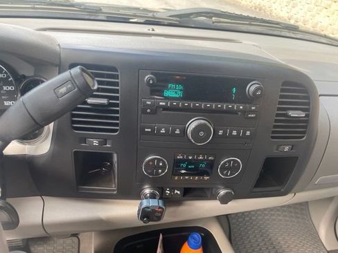 Used 2008 GMC Sierra 1500 SLE w/ Convenience Package RWD image 12