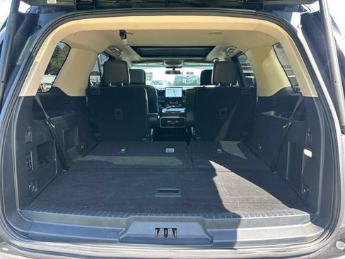 Used 2022 Ford Expedition XLT RWD image 23