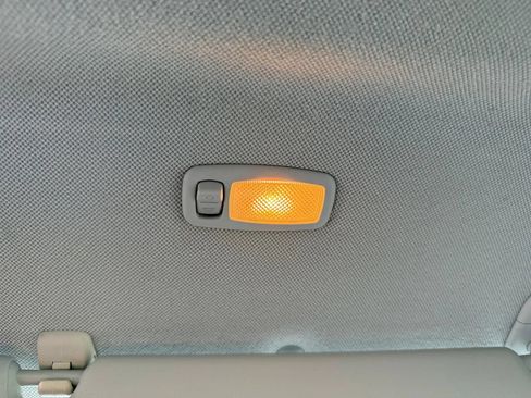 Used 2023 Hyundai Elantra SEL FWD image 33