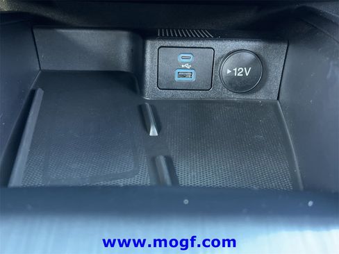 Used 2022 Ford Escape SEL w/ Technology Package image 10