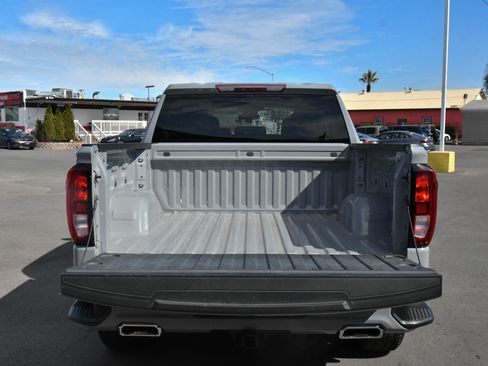 Used 2024 GMC Sierra 1500 Elevation w/ LPO, Elevation Black Package image 40