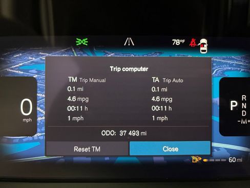 Certified 2024 Volvo XC40 B5 Plus w/ Climate Package AWD/4WD image 26