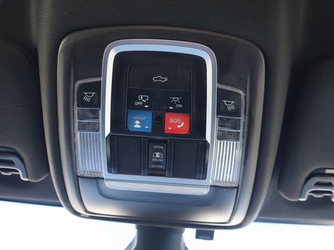 Used 2022 RAM 3500 Laramie w/ Night Edition image 20