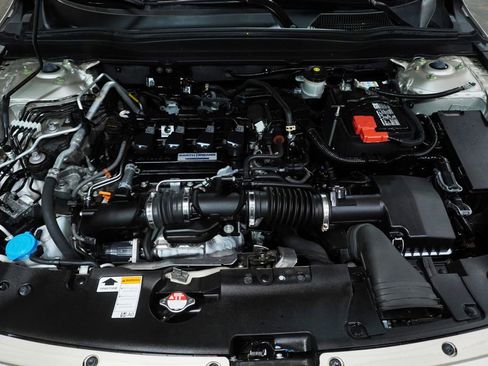 Used 2019 Honda Accord LX image 9