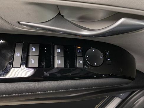 New 2026 Hyundai Tucson Limited image 32