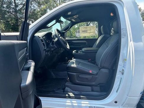New 2024 RAM 5500 Tradesman image 15