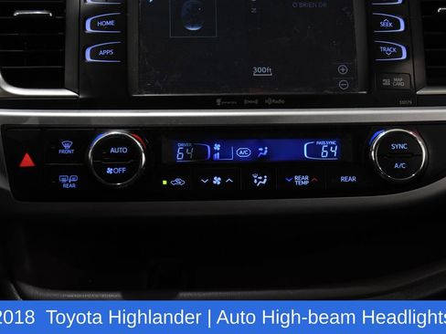 Used 2018 Toyota Highlander XLE AWD/4WD image 20