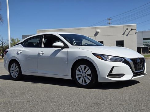 Used 2023 Nissan Sentra S image 4