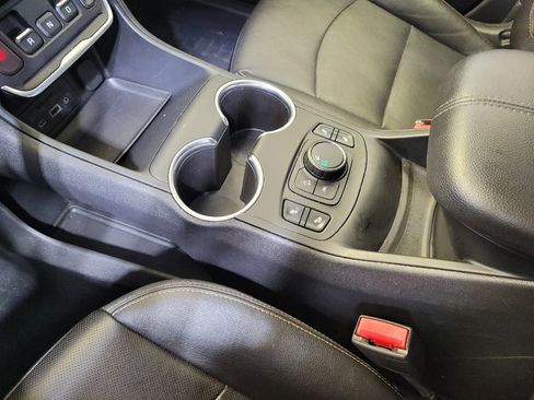 Used 2020 GMC Terrain SLT w/ Preferred Package FWD image 26
