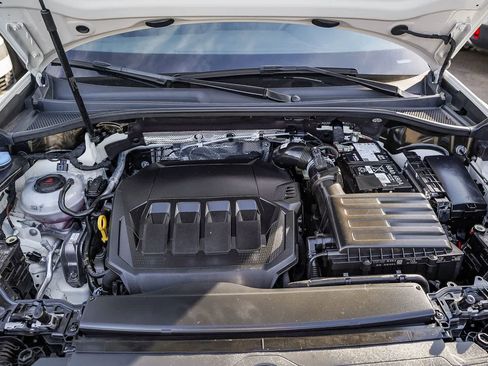 Used 2024 Audi Q3 2.0T Premium w/ Convenience Package image 26