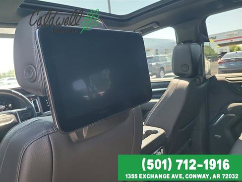 Used 2024 GMC Yukon XL Denali w/ Denali Reserve Package AWD/4WD image 23