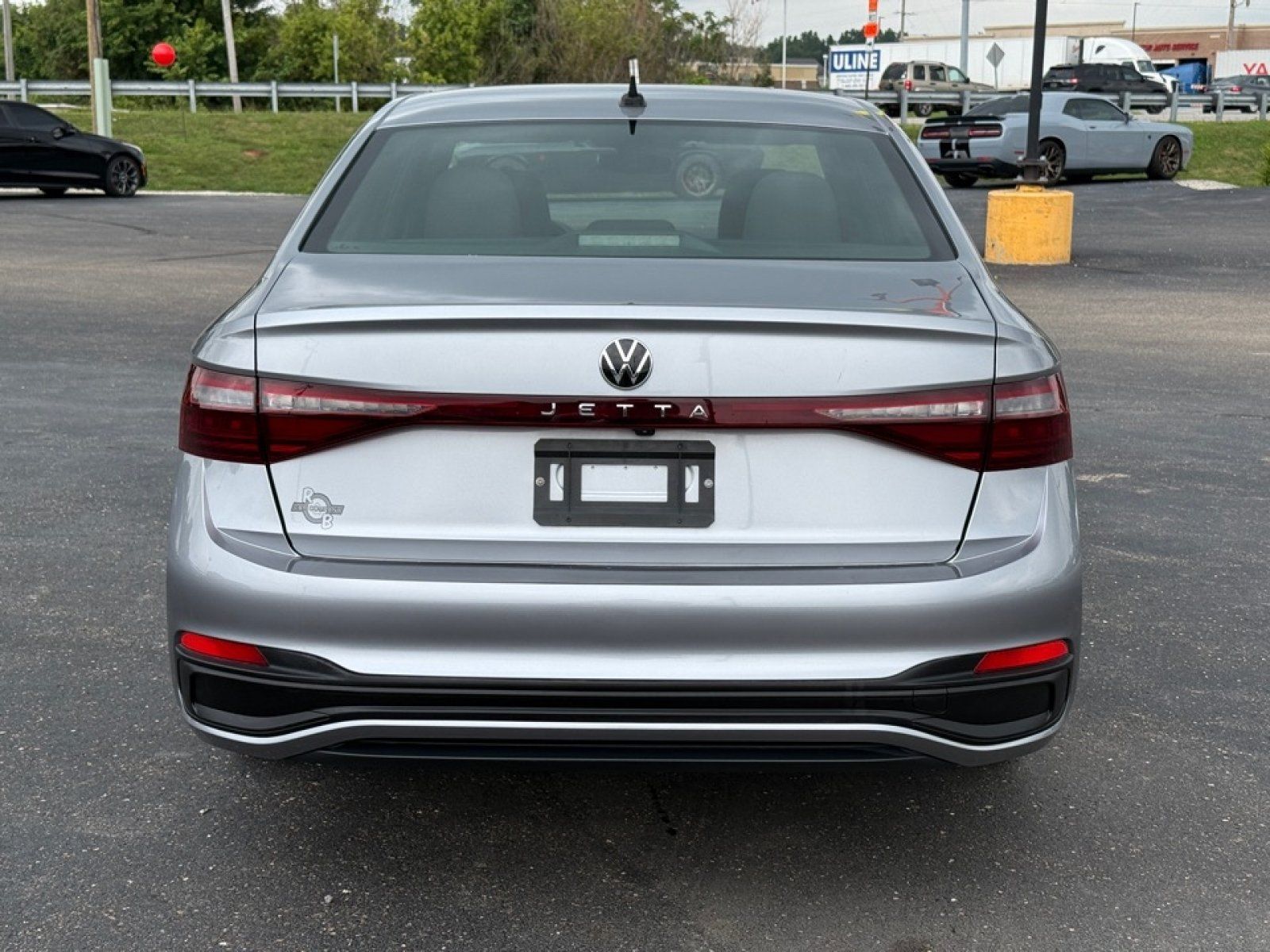Used 2025 Volkswagen Jetta Sport FWD image 7