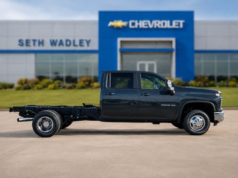 New 2026 Chevrolet Silverado 3500 LT w/ Convenience Package AWD/4WD image 62