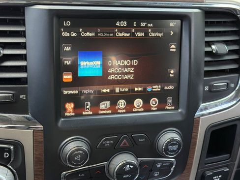 Used 2015 RAM 1500 Laramie w/ Convenience Group AWD/4WD image 17