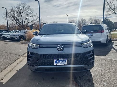 New 2026 Volkswagen Tiguan SE R-Line image 8