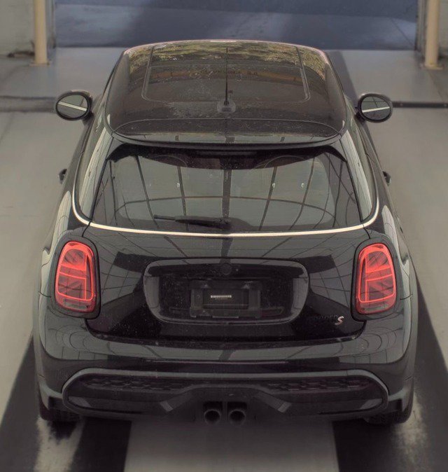 Used 2024 MINI Cooper S FWD image 3