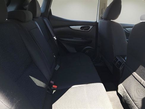 Used 2018 Nissan Rogue Sport S w/ S Appearance Package AWD/4WD image 28