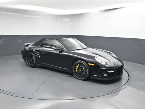 Used 2011 Porsche 911 Turbo S image 28