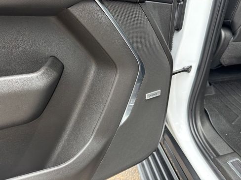 Used 2022 GMC Yukon AT4 AWD/4WD image 39