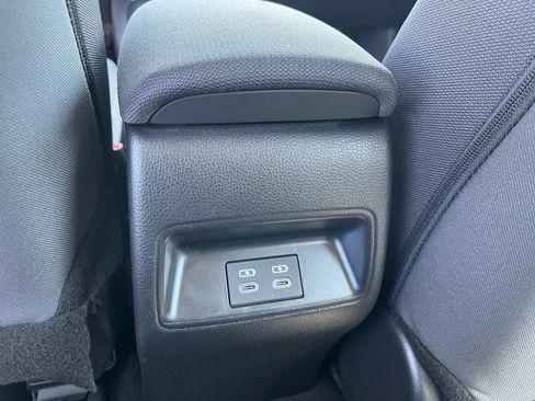 Used 2025 Toyota Corolla LE FWD image 23