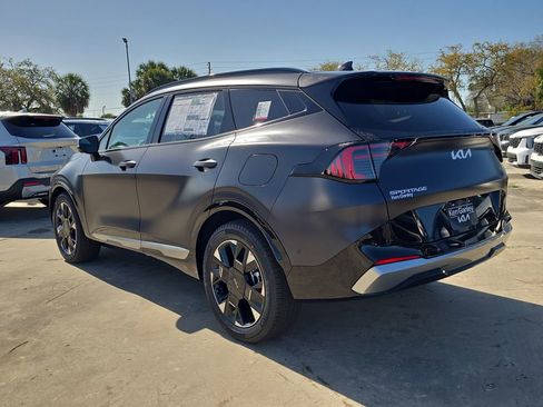 New 2026 Kia Sportage SX FWD image 6