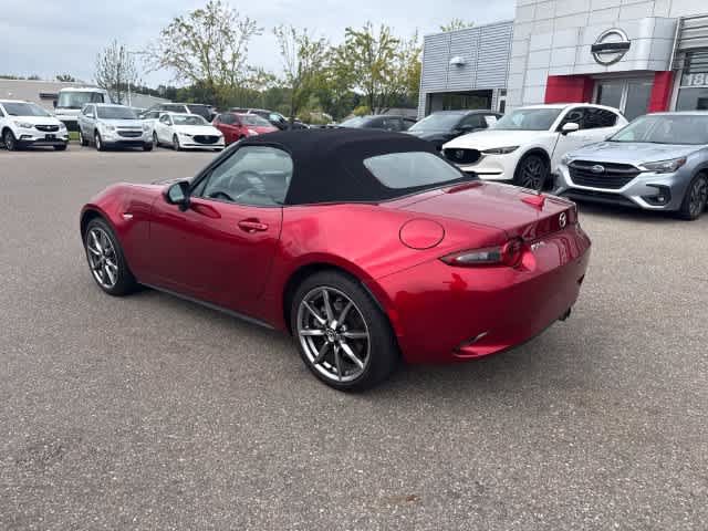 Used 2023 MAZDA MX-5 Miata Grand Touring RWD image 7