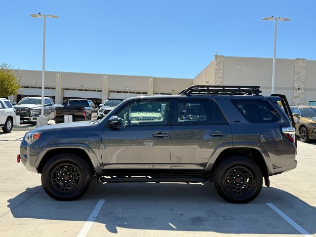 Used 2023 Toyota 4Runner SR5 Premium w/ Moonroof Package AWD/4WD image 8