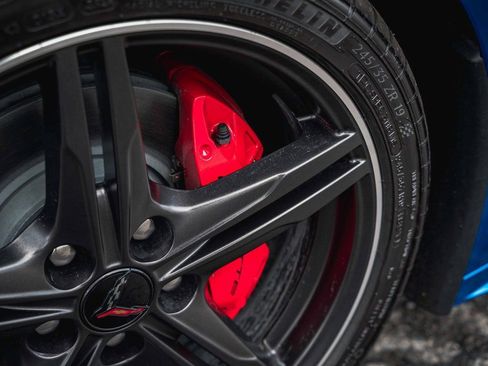New 2025 Chevrolet Corvette Stingray Preferred Conv w/ 2LT RWD image 16