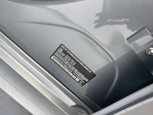 Used 2023 BMW 330e xDrive w/ M Sport Package AWD/4WD image 9