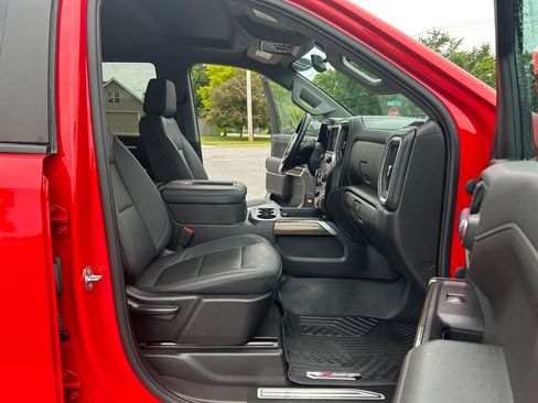 Used 2021 Chevrolet Silverado 1500 LT Trail Boss w/ Convenience Package II image 25