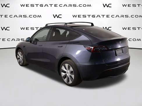 Used 2022 Tesla Model Y Long Range AWD/4WD image 48
