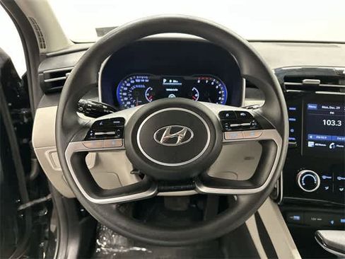Used 2023 Hyundai Tucson SEL image 7