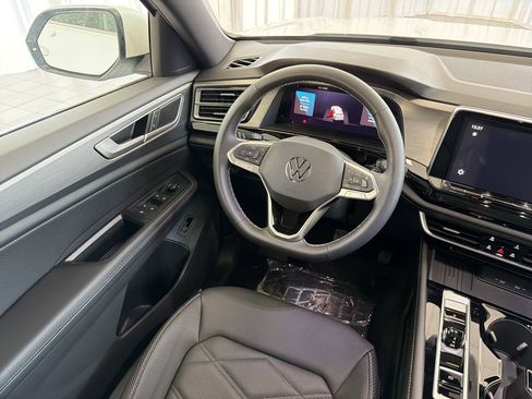 New 2026 Volkswagen Atlas Cross Sport SE FWD image 27