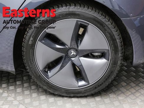 Used 2019 Tesla Model 3 Long Range image 8