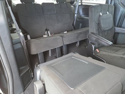 Used 2015 Dodge Grand Caravan SE w/ Quick Order Package 29E SE image 19