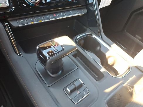 New 2026 GMC Sierra 1500 AT4 w/ AT4 Premium Package AWD/4WD image 20