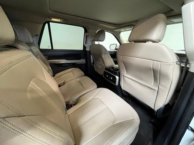Used 2024 Ford Expedition Max Limited RWD image 12