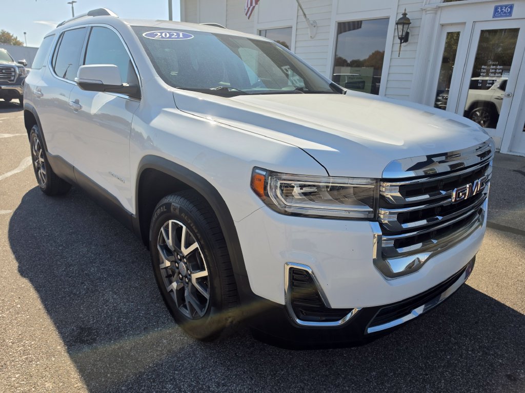 Certified 2021 GMC Acadia SLE w/ Driver Convenience Package FWD image 3