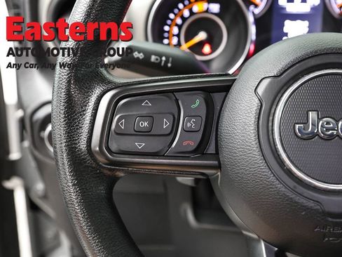 Used 2021 Jeep Wrangler Unlimited Sport AWD/4WD image 15