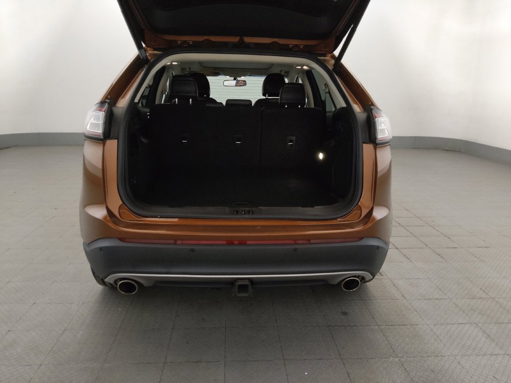 Used 2017 Ford Edge Titanium w/ Technology Package AWD/4WD image 29