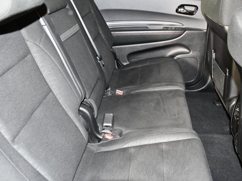 Used 2025 Dodge Durango GT AWD/4WD image 41