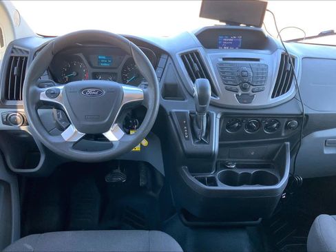 Used 2015 Ford Transit 350 XLT image 5